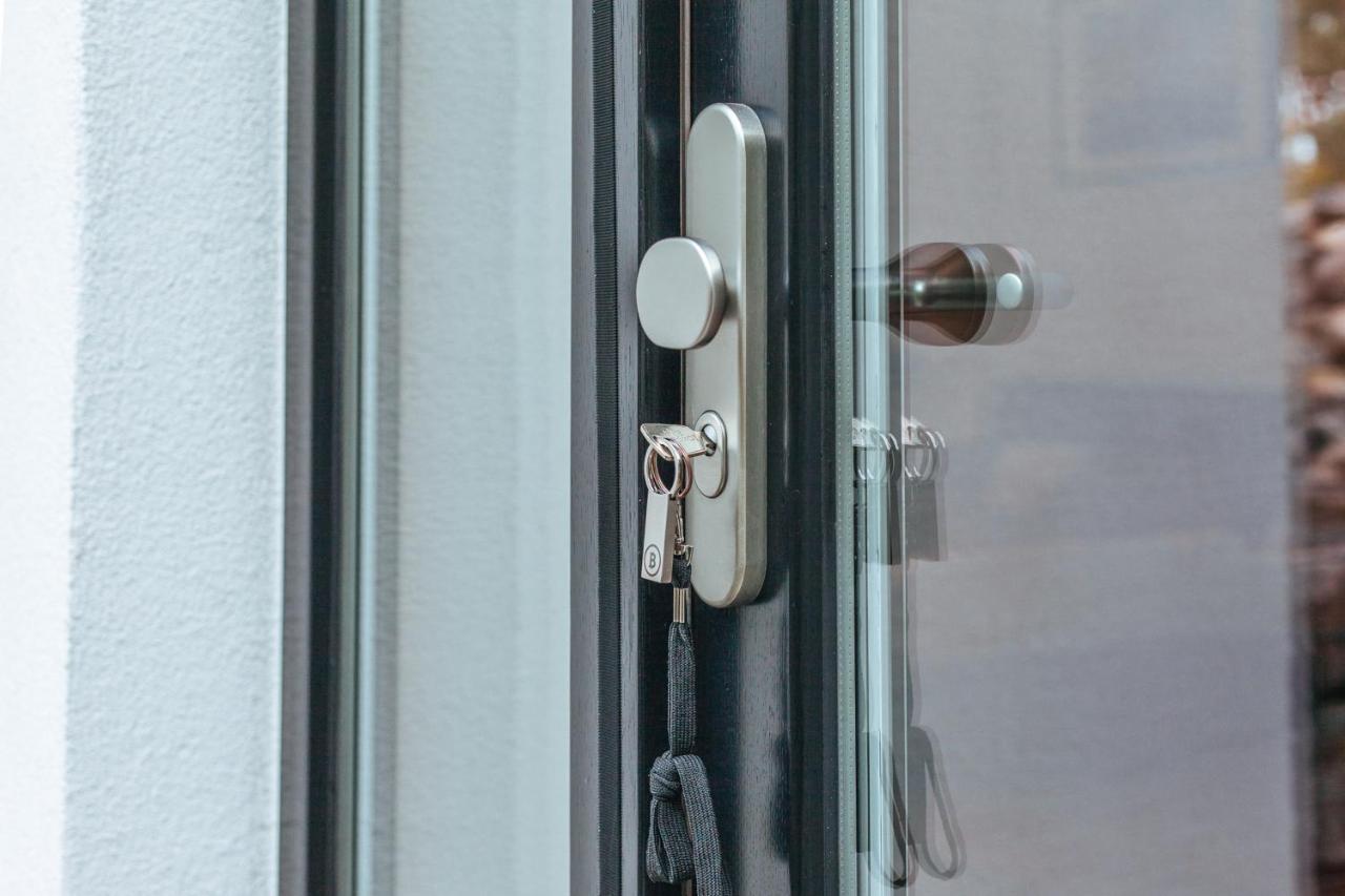 Hotel Zur Linde Dein Self Check In Michendorf Exterior foto