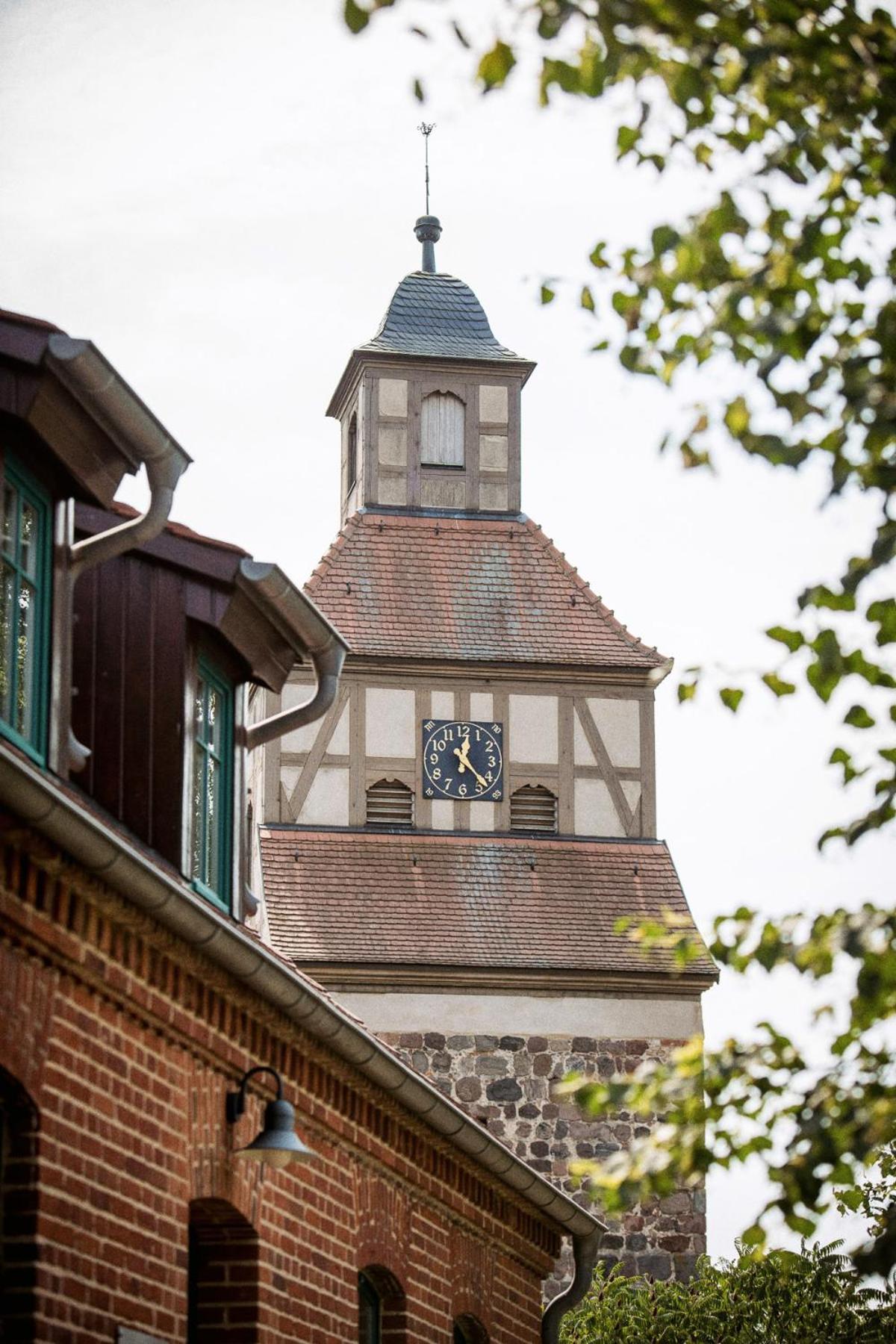 Hotel Zur Linde Dein Self Check In Michendorf Exterior foto